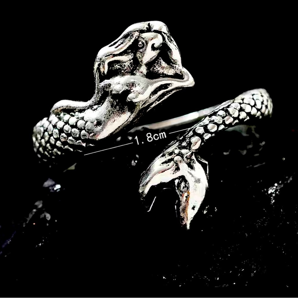 Mermaid Ring adjustable NWT